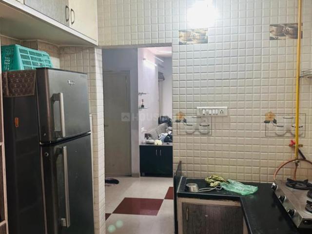 2 BHK Apartment in Naranpura for rent Ahmedabad. The reference number is 21262542