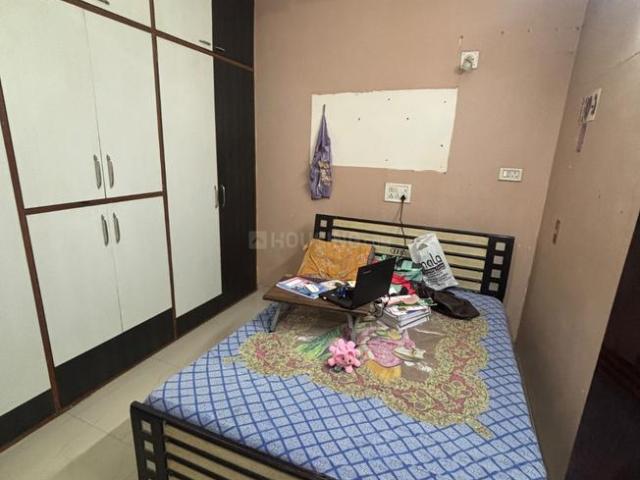 2 BHK Apartment in Naranpura for rent Ahmedabad. The reference number is 21272894