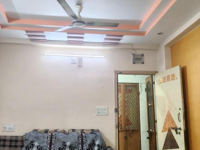 2 BHK Apartment in Naranpura for rent Ahmedabad. The reference number is 21281875