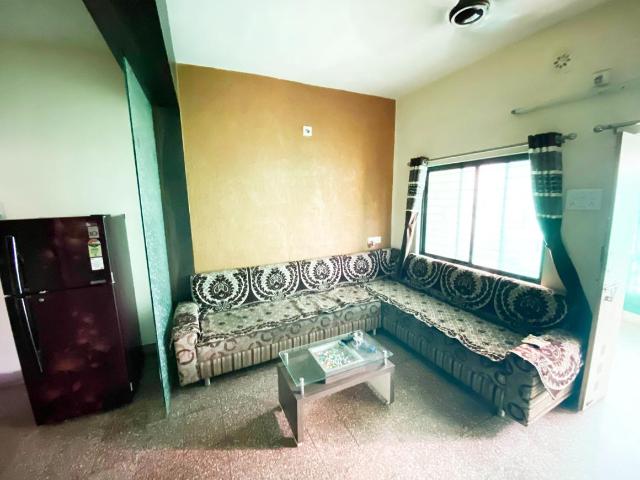 2 BHK Apartment in Naranpura for rent Ahmedabad. The reference number is 21233598