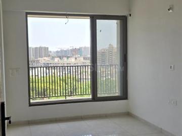 2 BHK Apartment in Naranpura for resale Ahmedabad. The reference number is 20352812