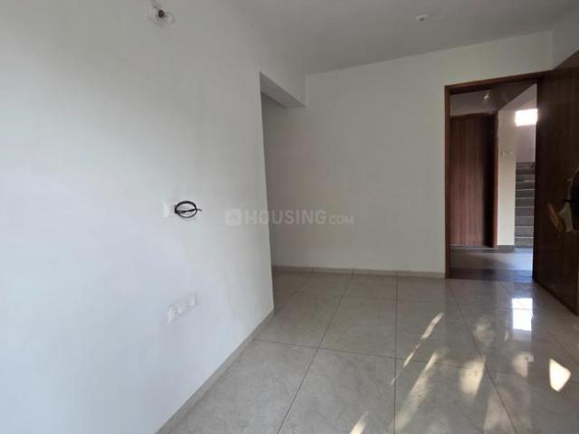 2 BHK Apartment in Naranpura for resale Ahmedabad. The reference number is 20381625