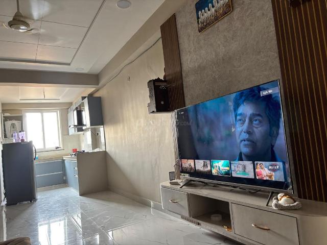 2 BHK Apartment in Narayan Vihar for rent Jaipur. The reference number is 21137499