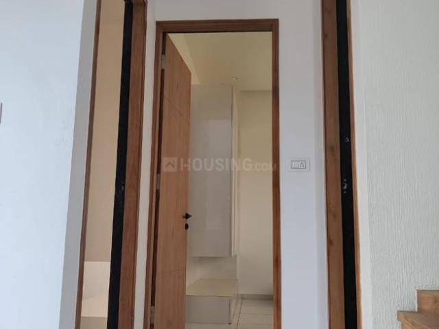 2 BHK Apartment in Naroda for resale Ahmedabad. The reference number is 16244846