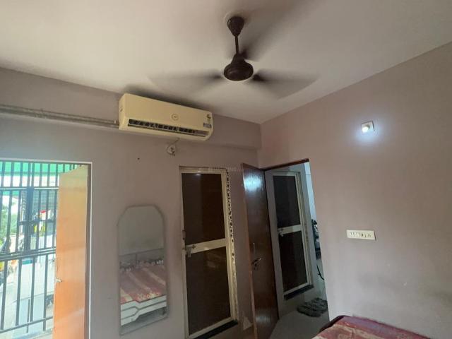 2 BHK Apartment in New Maninagar for rent Ahmedabad. The reference number is 20577008
