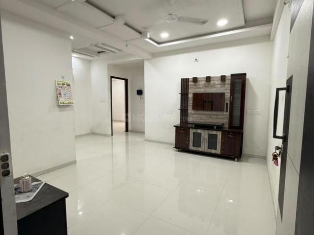 2 BHK Apartment in New Alkapuri for resale Vadodara. The reference number is 21086477