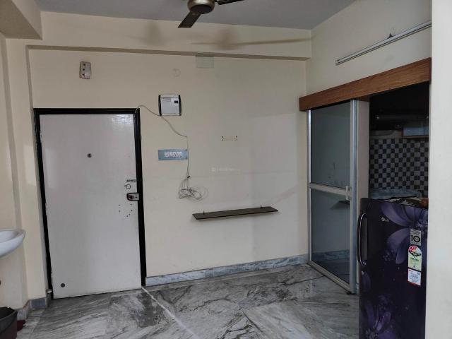 2 BHK Apartment in New Alipore for rent Kolkata. The reference number is 10307963