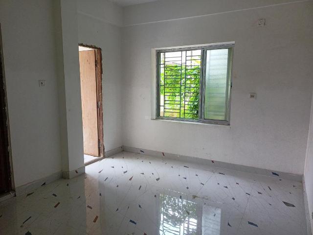2 BHK Apartment in New Barrakpur for resale Kolkata. The reference number is 20207766