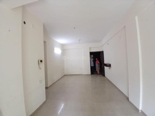 2 BHK Apartment in New Ranip for rent Ahmedabad. The reference number is 19934158