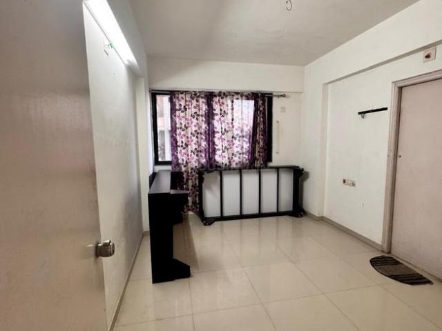 2 BHK Apartment in New Ranip for rent Ahmedabad. The reference number is 20254460