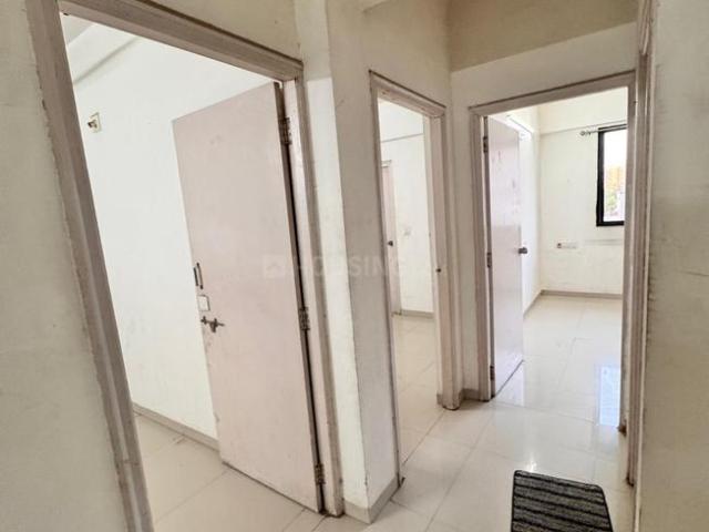 2 BHK Apartment in New Ranip for rent Ahmedabad. The reference number is 20591334