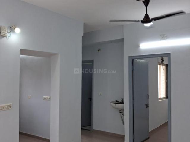 2 BHK Apartment in New Ranip for rent Ahmedabad. The reference number is 20594937