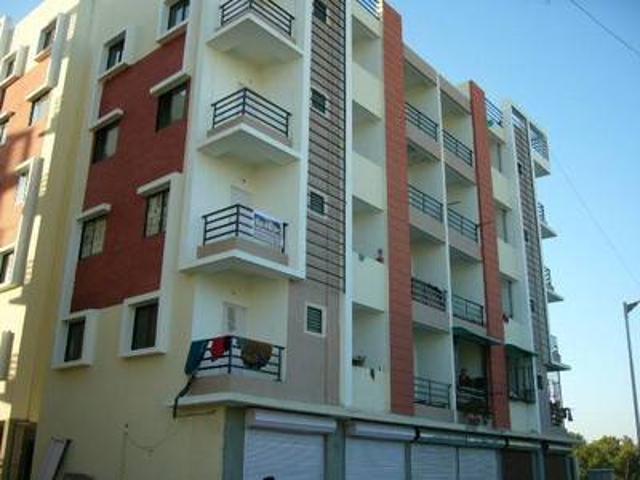 2 BHK Apartment in New Ranip for resale Ahmedabad. The reference number is 19052283