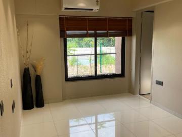2 BHK Apartment in New Ranip for resale Ahmedabad. The reference number is 19167551