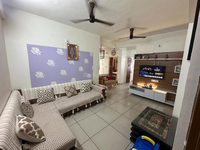 2 BHK Apartment in New Ranip for resale Ahmedabad. The reference number is 20559646