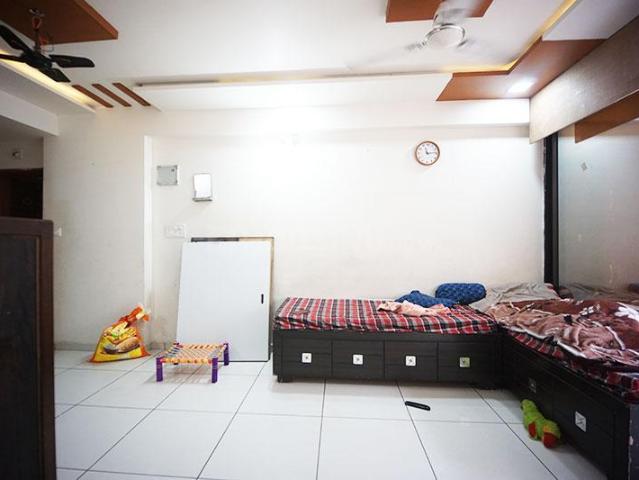 2 BHK Apartment in New Ranip for resale Ahmedabad. The reference number is 20674612