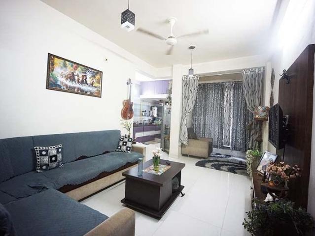 2 BHK Apartment in New Ranip for resale Ahmedabad. The reference number is 21254617