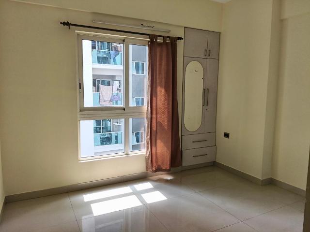 2 BHK Apartment in New Town for rent Kolkata. The reference number is 18690696