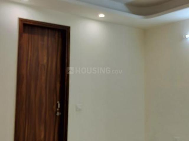 2 BHK Apartment in Neb Sarai for resale New Delhi. The reference number is 19309788