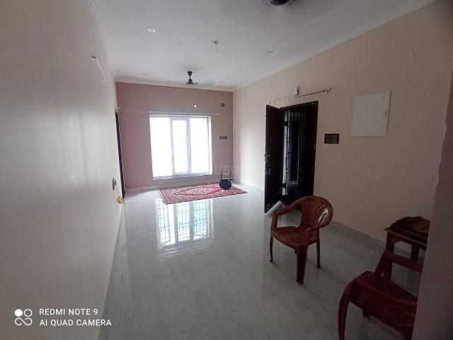 2 BHK Apartment in Neelankarai for rent Chennai. The reference number is 21146379