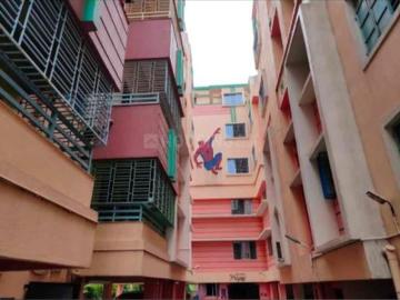 2 BHK Apartment in Nimta for resale Kolkata. The reference number is 19977180