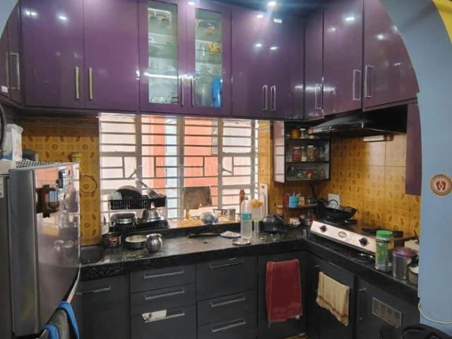 2 BHK Apartment in Nimta for resale Kolkata. The reference number is 21209592