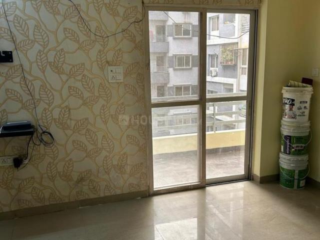 2 BHK Apartment in Nipania for rent Indore. The reference number is 21353024