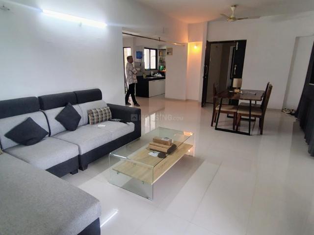 2 BHK Apartment in Nipania for resale Indore. The reference number is 21140991