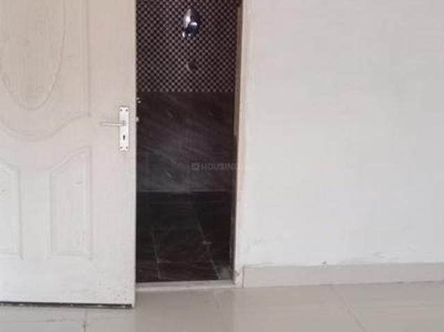 2 BHK Apartment in Nirala Nagar for rent Lucknow. The reference number is 6936887