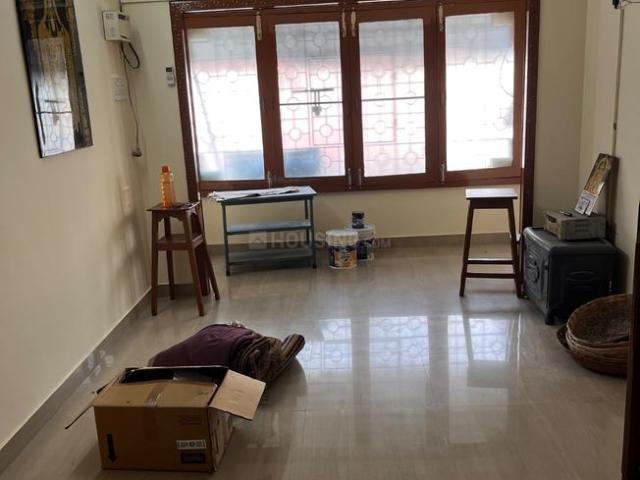 2 BHK Apartment in Nungambakkam for rent Chennai. The reference number is 21183179