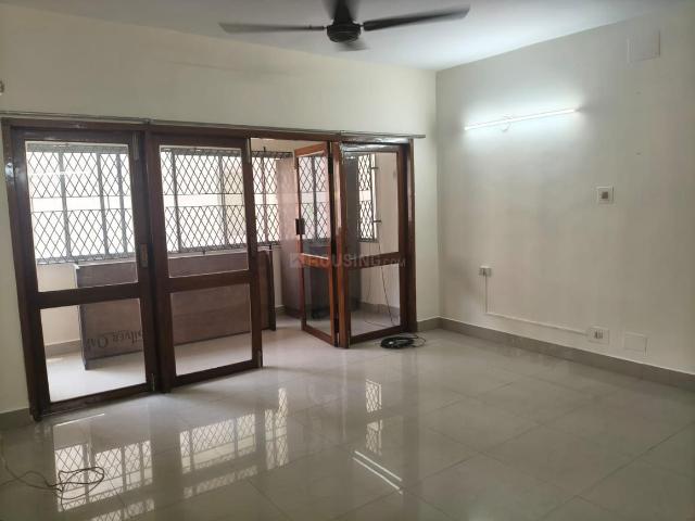 2 BHK Apartment in Nungambakkam for rent Chennai. The reference number is 21209962