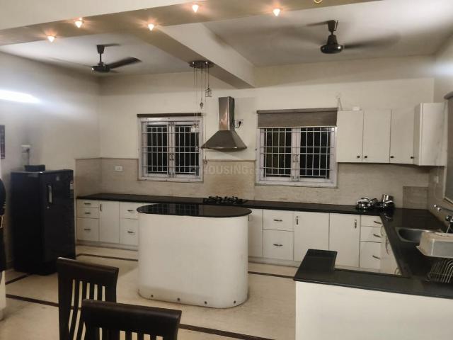 2 BHK Apartment in Nungambakkam for rent Chennai. The reference number is 21380519