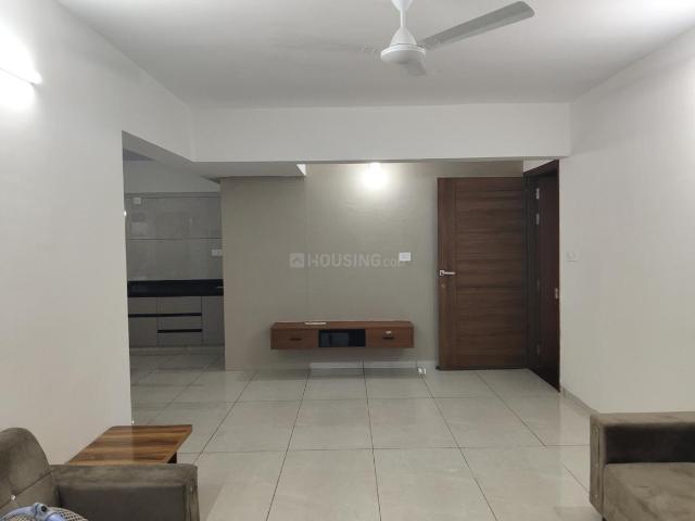 2 BHK Apartment in South Bopal for rent Ahmedabad. The reference number is 20525422