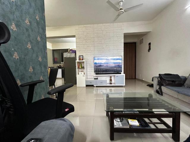 2 BHK Apartment in South Bopal for rent Ahmedabad. The reference number is 20812640