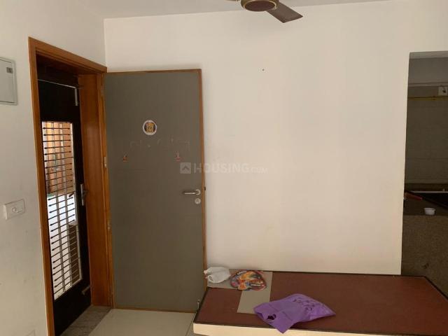 2 BHK Apartment in South Bopal for rent Ahmedabad. The reference number is 21058102