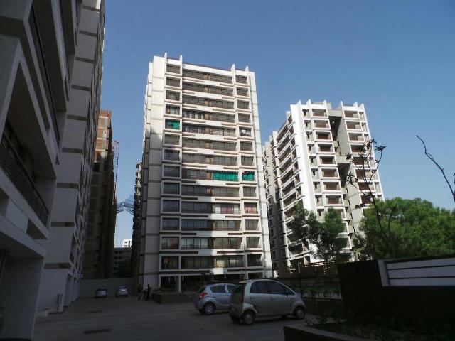 2 BHK Apartment in South Bopal for resale Ahmedabad. The reference number is 20794882