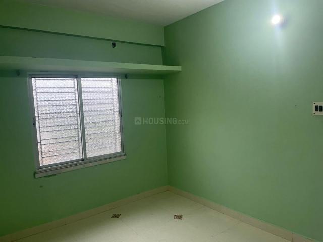 2 BHK Apartment in South Dum Dum for rent Kolkata. The reference number is 17227023