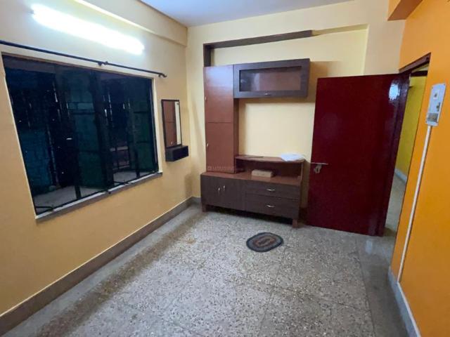 2 BHK Apartment in South Dum Dum for rent Kolkata. The reference number is 20638578