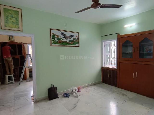 2 BHK Apartment in South Dum Dum for rent Kolkata. The reference number is 20686629