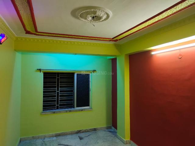 2 BHK Apartment in South Dum Dum for rent Kolkata. The reference number is 21048501