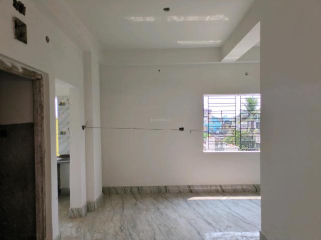 2 BHK Apartment in South Dum Dum for resale Kolkata. The reference number is 16805980