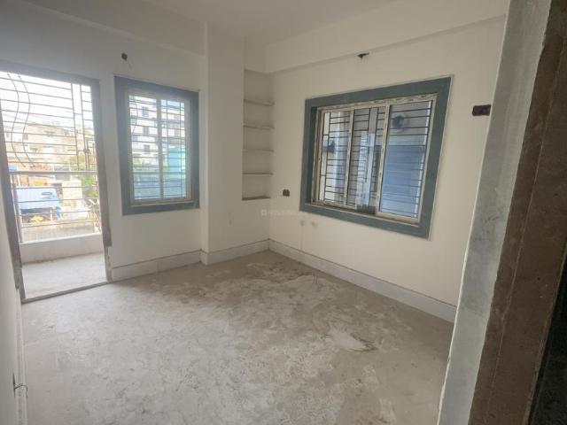 2 BHK Apartment in South Dum Dum for resale Kolkata. The reference number is 20420635