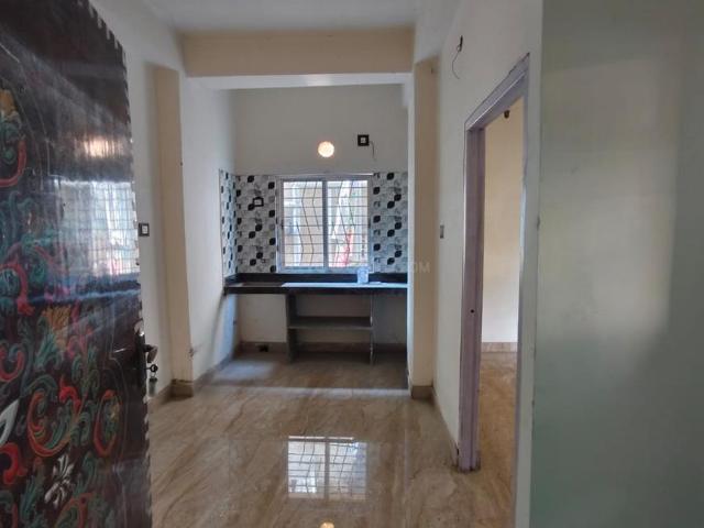 2 BHK Apartment in South Dum Dum for resale Kolkata. The reference number is 20878469