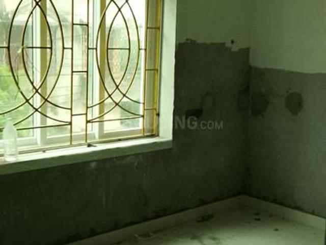 2 BHK Apartment in South Dum Dum for resale Kolkata. The reference number is 21037889