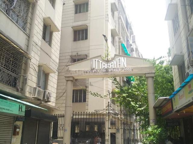 2 BHK Apartment in South Dum Dum for resale Kolkata. The reference number is 21168245