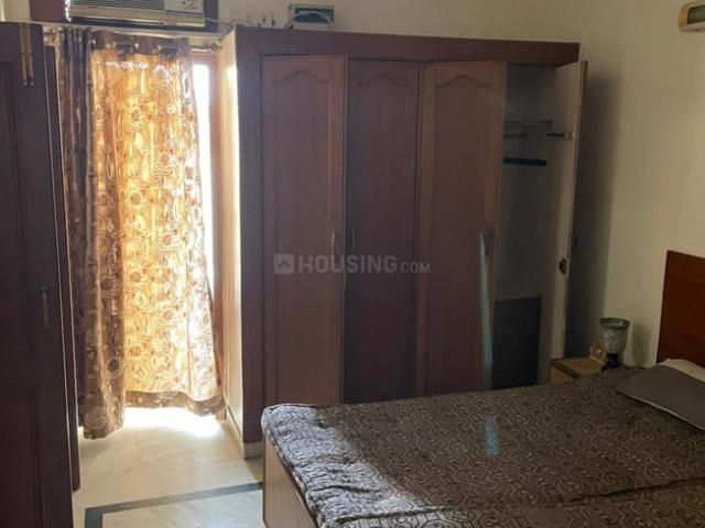 2 BHK Apartment in South Extension I for rent New Delhi. The reference number is 21024435