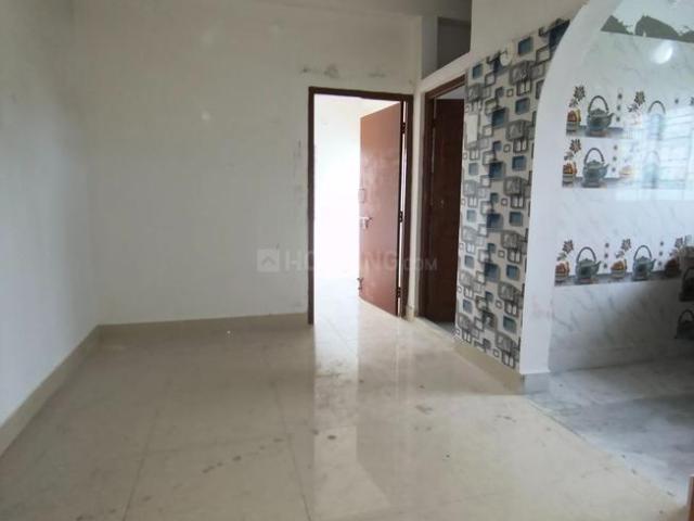 2 BHK Apartment in Sodepur for resale Kolkata. The reference number is 21125382