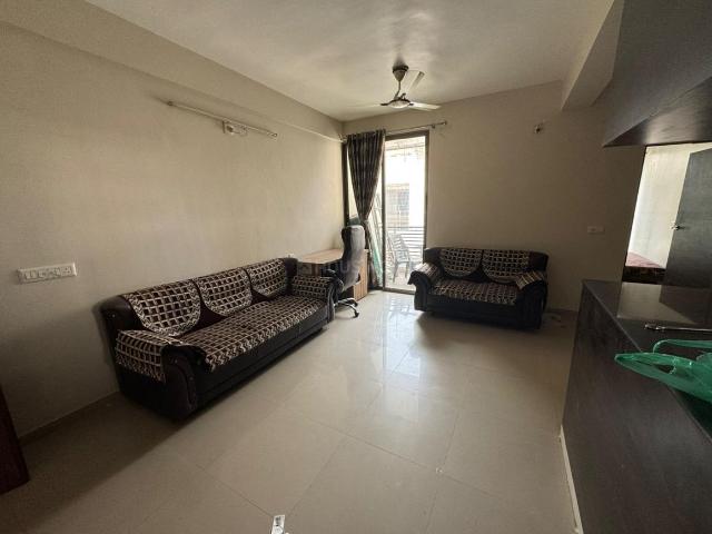 2 BHK Apartment in Sola for rent Ahmedabad. The reference number is 19540179