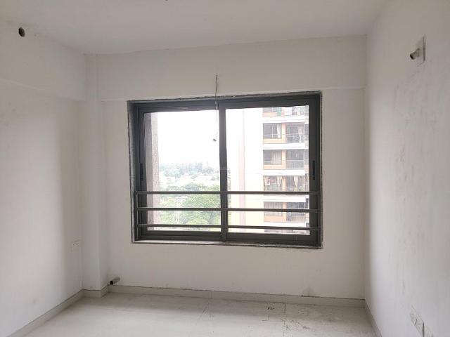 2 BHK Apartment in Sola for rent Ahmedabad. The reference number is 20882404