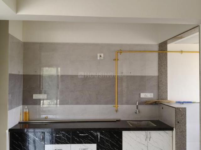 2 BHK Apartment in Sola for rent Ahmedabad. The reference number is 21363040